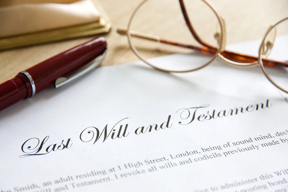 Read more about the article The Difference Between A Will And A Living Will